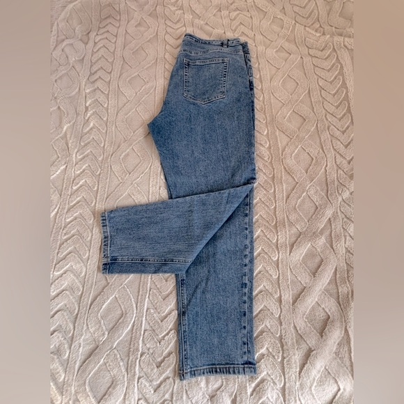 CIDER Katherine Denim High Waist Tapered Straight leg 90s Jeans - Picture 2 of 3